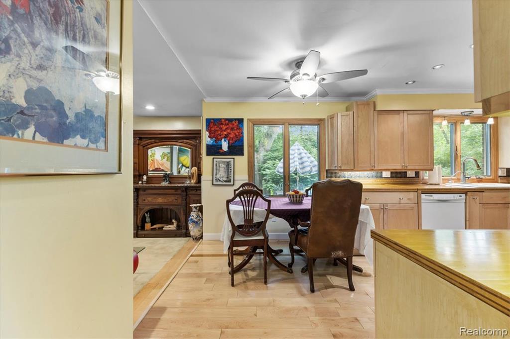 4824 Quarton Road, Bloomfield Hills, MI 48302 — Photo 13