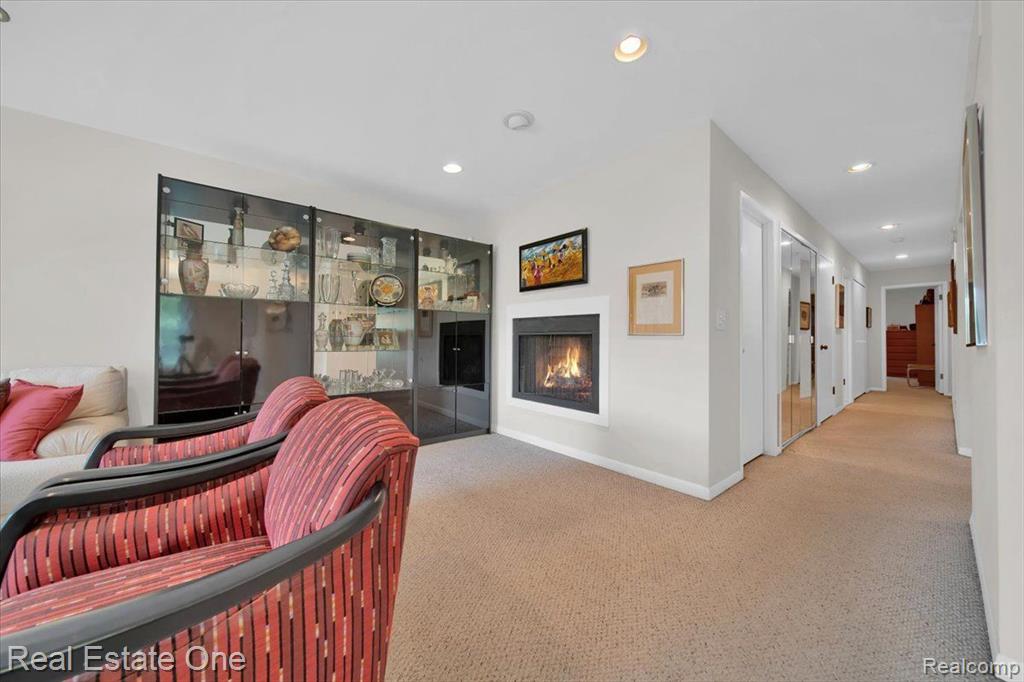 4406 KNIGHTSBRIDGE Lane, West Bloomfield, MI 48323 — Photo 6