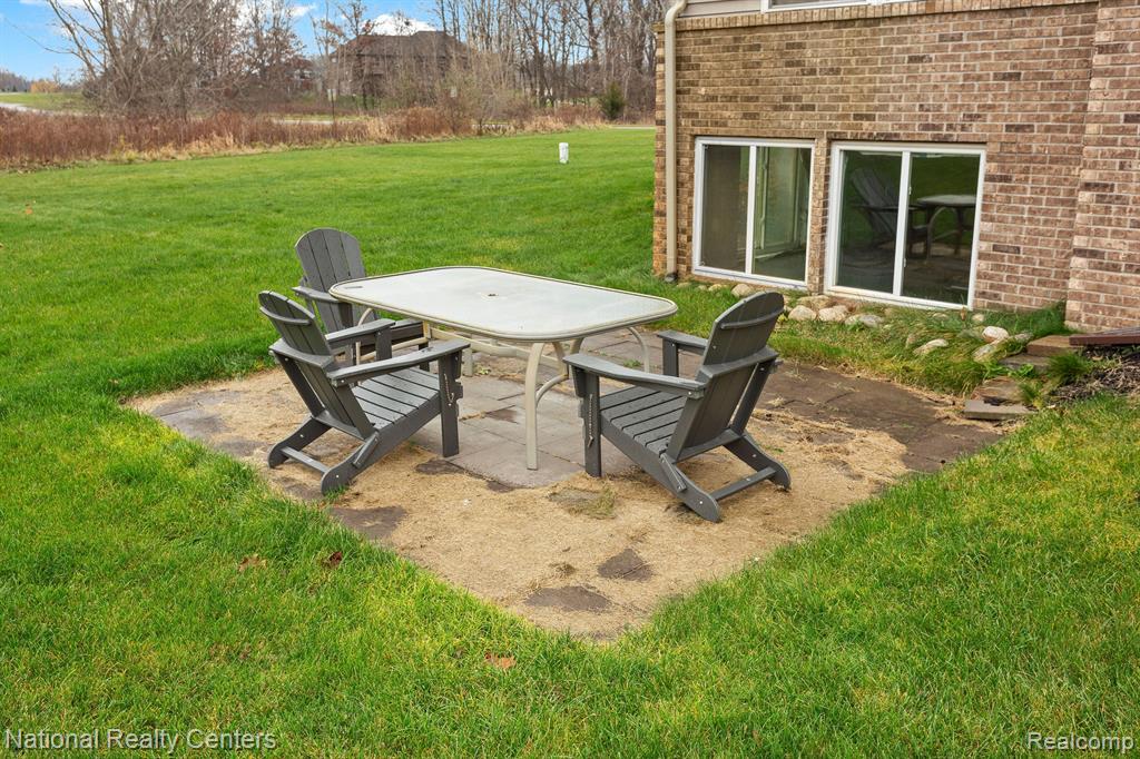 316 Lenox Lane, Brighton, MI 48114 — Photo 49