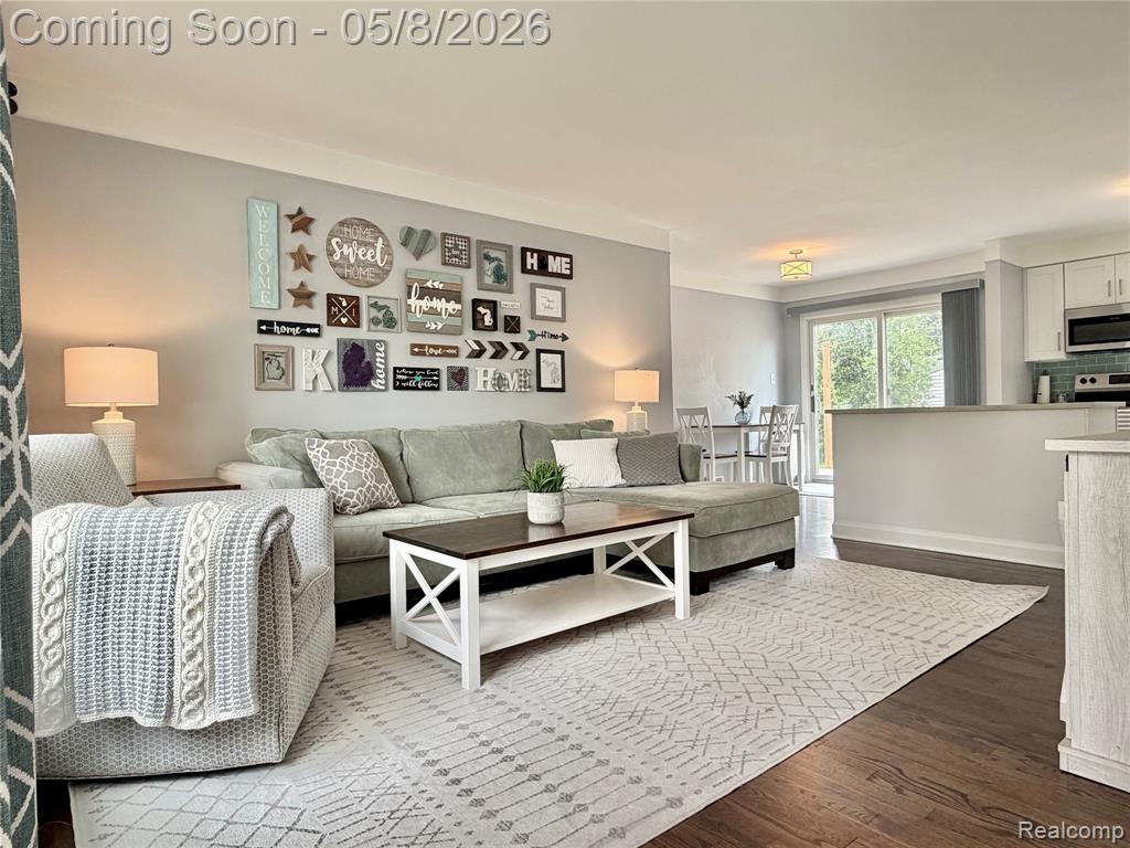 1274 Fontaine Avenue, Madison Heights, MI 48071 — Photo 3