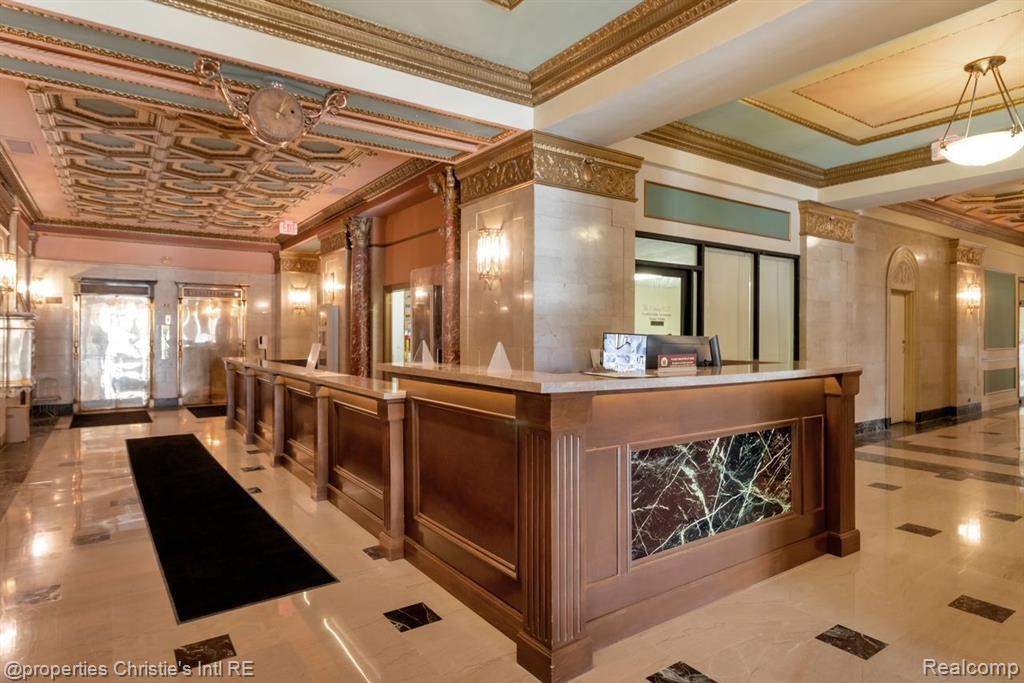 15 E KIRBY Street, 404, Detroit, MI 48202 — Photo 31