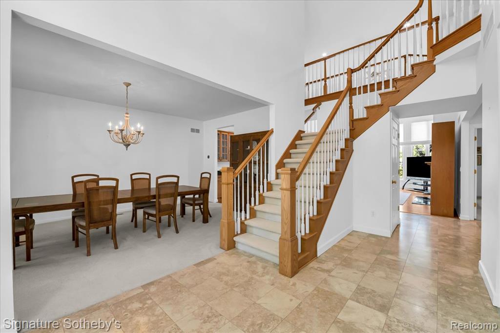 6925 Elm Park Drive, Troy, MI 48098 — Photo 15