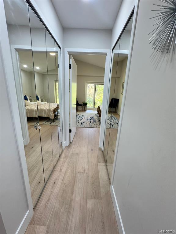 5616 Hillcrest Circle W, West Bloomfield, MI — Photo 15
