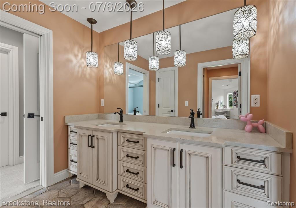 5458 Boulderwood Ridge, Clawson, MI 48348 — Photo 39