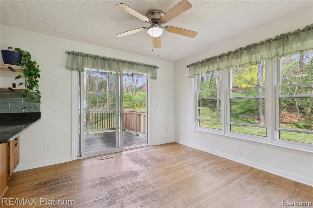 5440 BRADFORD Circle, Brighton, MI 48114 — Photo 11