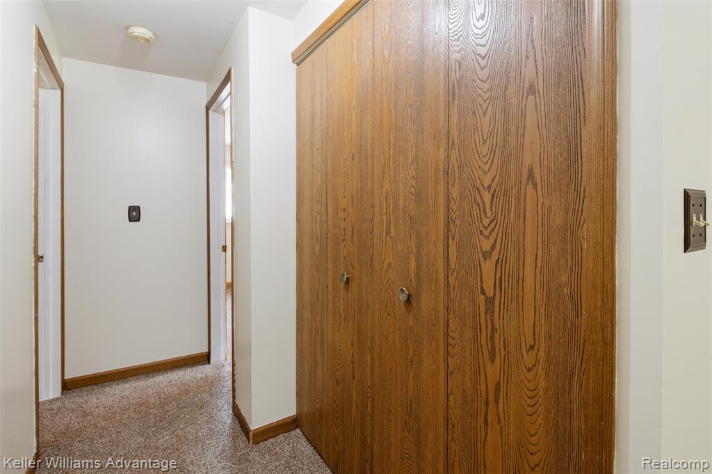 5671 Caren Drive, Ypsilanti, MI 48197 — Photo 15