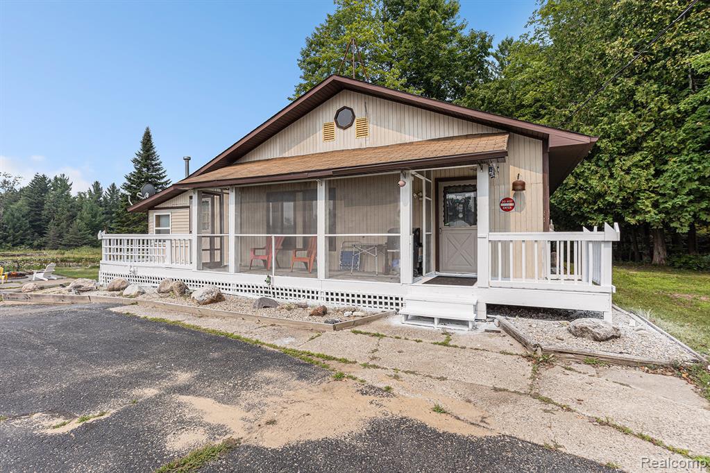 808 S Dow Road, MI 48661 — Photo 26