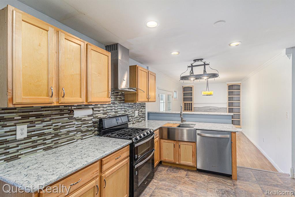 8263 Smethwick Road, Sterling Heights, MI 48312 — Photo 6