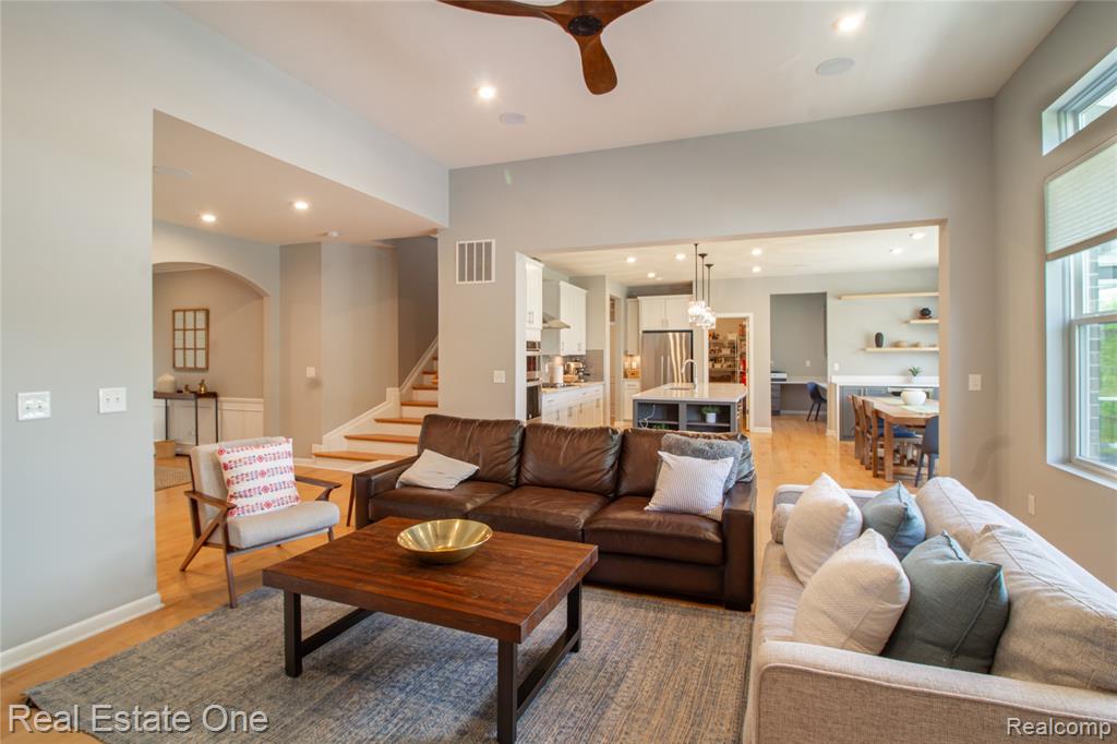 45204 Preserve Court, Novi, MI — Photo 9