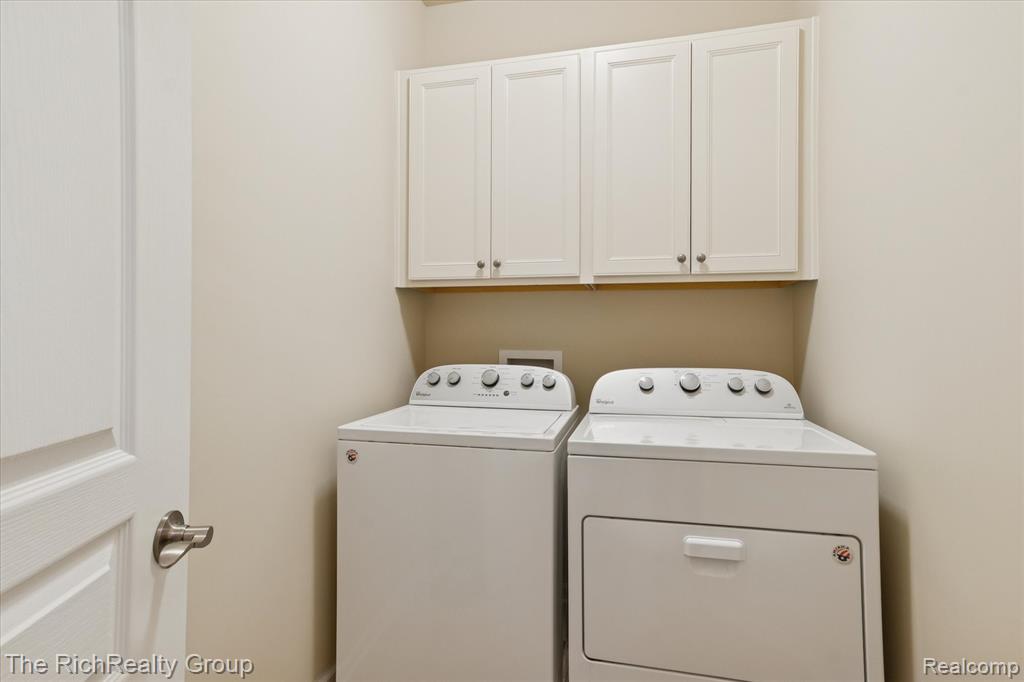49534 Mapleton, Canton, MI 48188 — Photo 33