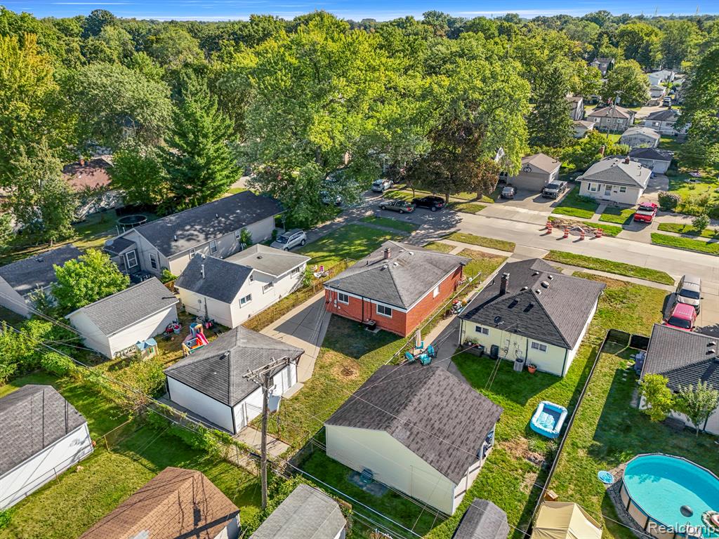 4638 Gertrude Street, Dearborn Heights, MI 48125 — Photo 37
