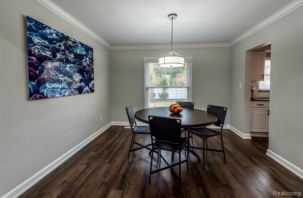 895 S GLENHURST Drive, Birmingham, MI 48009 — Photo 20