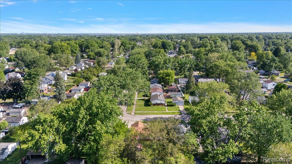 26061 Cameo Court, Madison Heights, MI 48071 — Photo 44