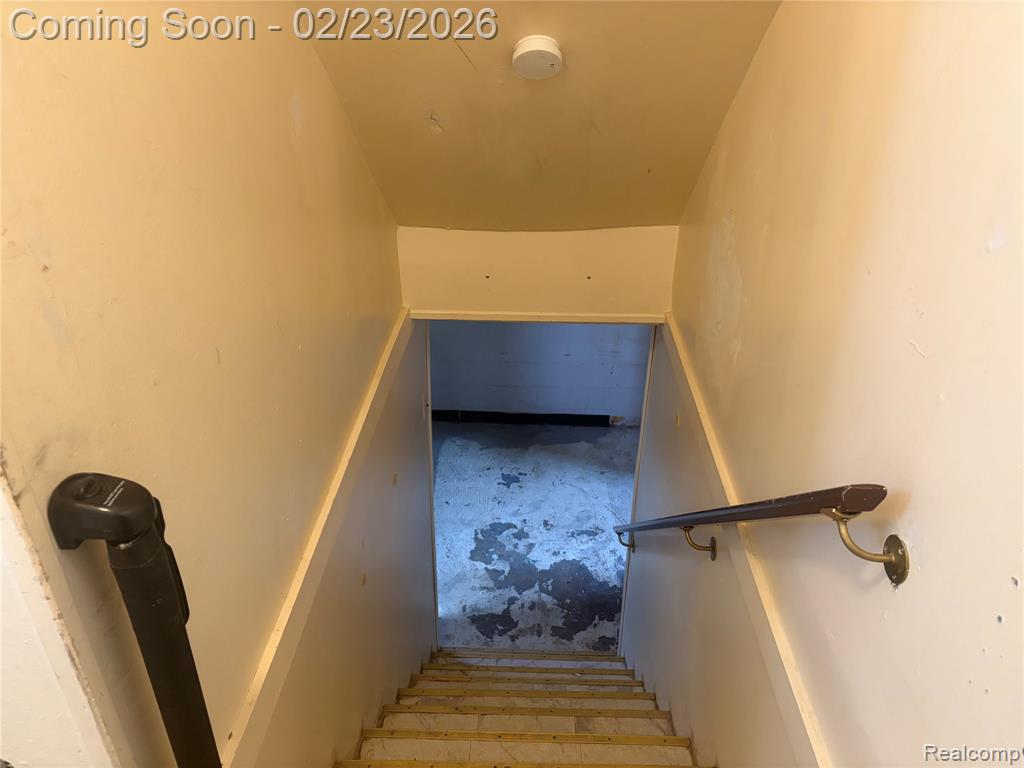95 W Beverly Avenue, Pontiac, MI 48340 — Photo 13