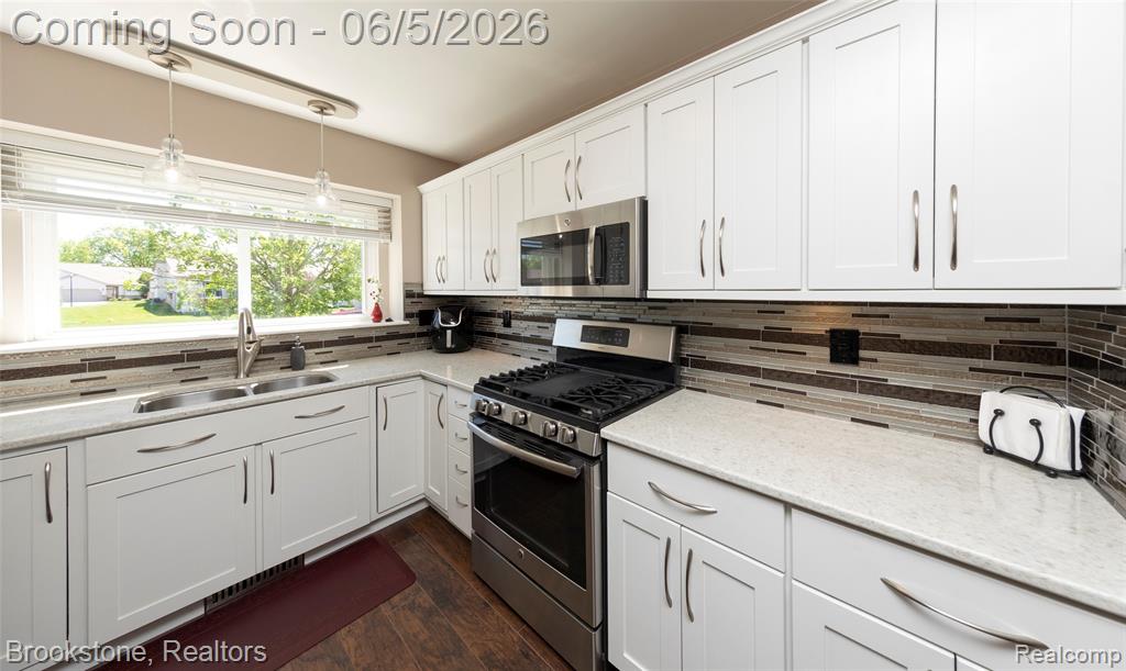 30008 GREGORY, Grand Blanc, MI 48439 — Photo 10