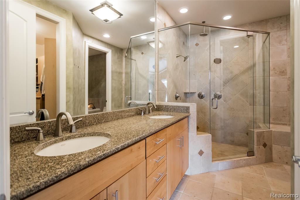 9050 Lake Dominion Drive, Brighton, MI 48114 — Photo 23