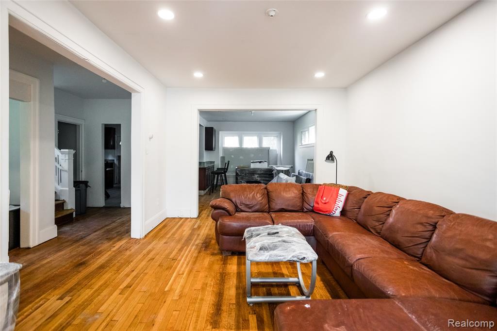 3132 Helen Street, Detroit, MI 48207 — Photo 4