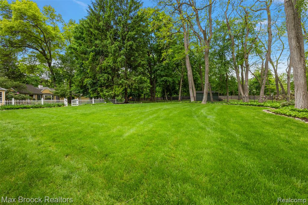 760 Lone Pine Road, Bloomfield Hills, MI 48304 — Photo 47