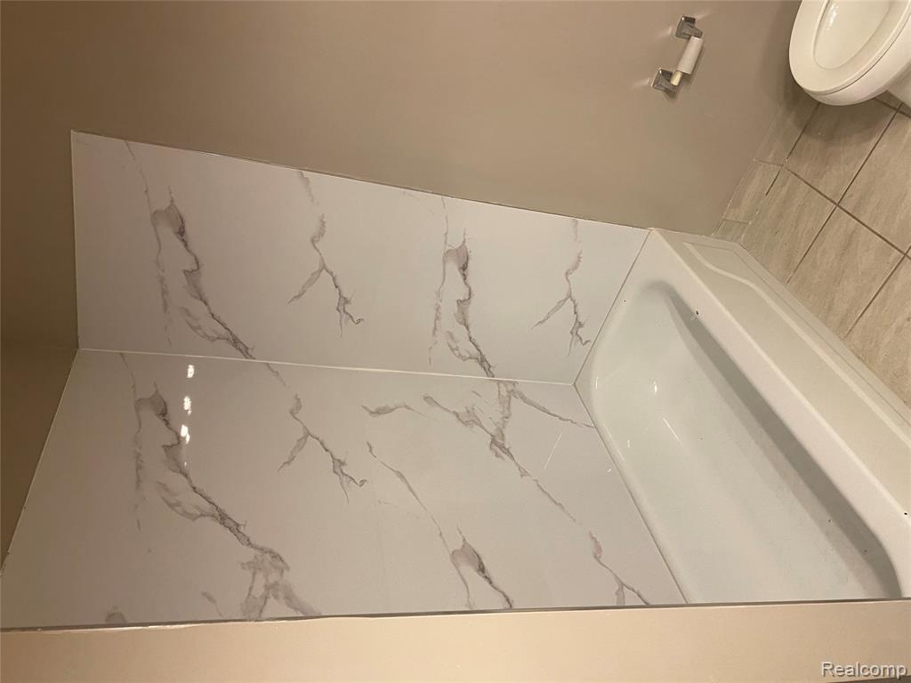 7304 Manor Circle Unit#101 Circle, Westland, MI — Photo 16