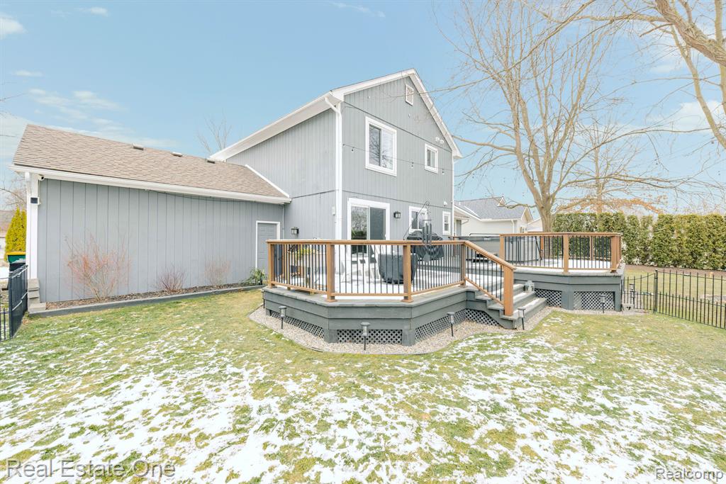 4083 W MAPLE Road, Wixom, MI 48393 — Photo 49
