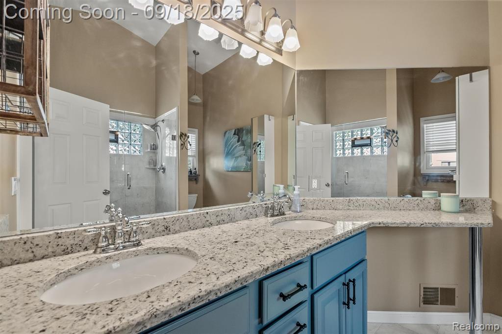 821 Forestdale Road, Royal Oak, MI 48067 — Photo 16