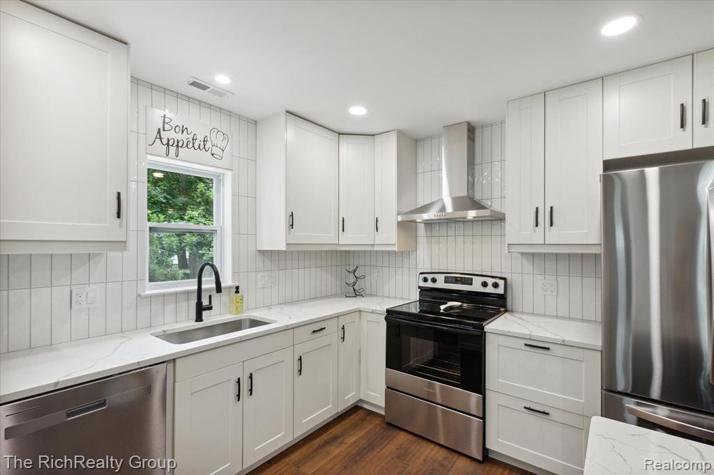 9670 Gold Arbor Road, Plymouth, MI 48170 — Photo 9