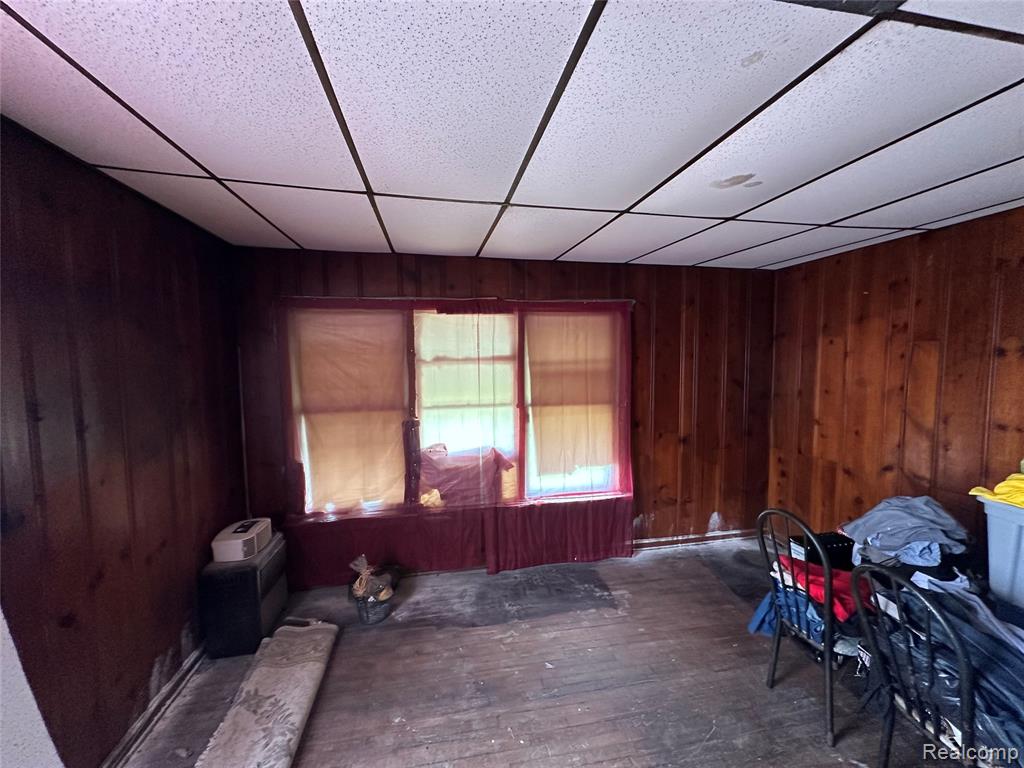 5042 Pennsylvania Street, Detroit, MI 48213 — Photo 18