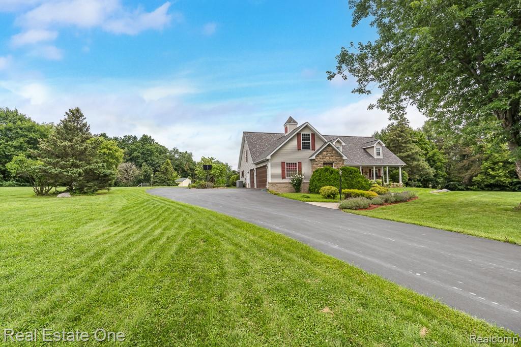 58900 12 Mile Road, New Hudson, MI 48165 — Photo 49