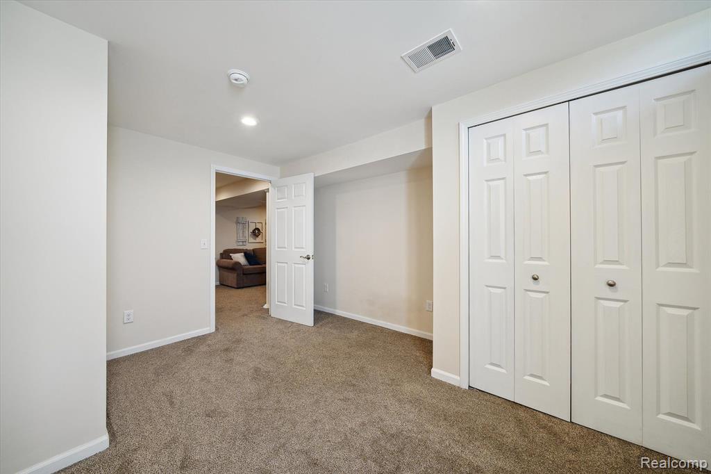22270 QUAIL RUN Circle, 2, South Lyon, MI 48178 — Photo 35