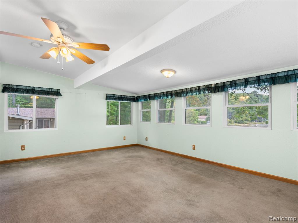 681 Lakeview Drive, Harrison, MI 48625 — Photo 4