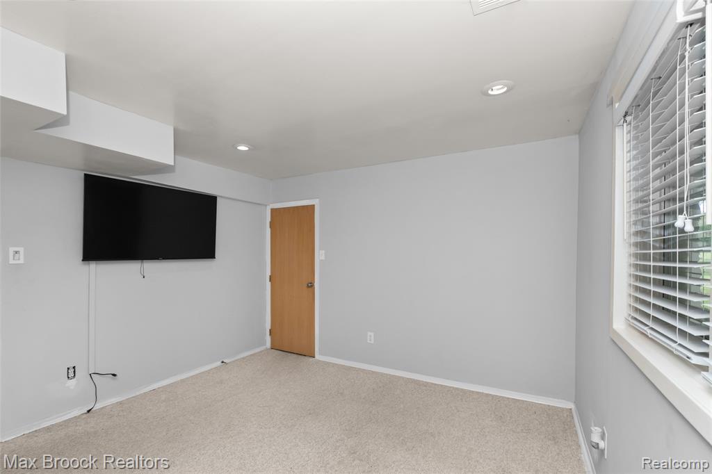 5199 Shenandoah Court, West Bloomfield, MI 48323 — Photo 65