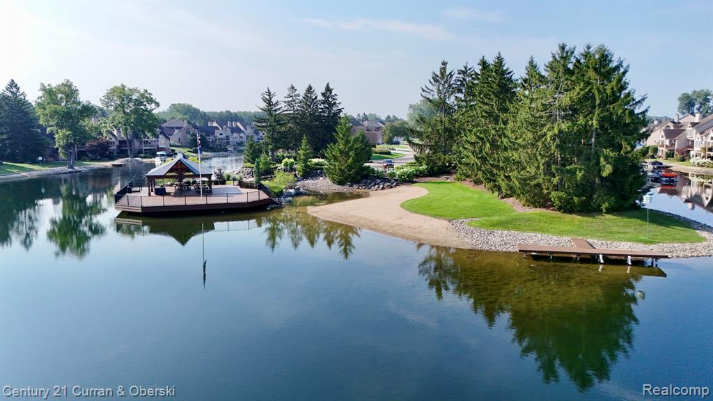 18215 Blue Heron Drive W, Northville, MI 48168 — Photo 53
