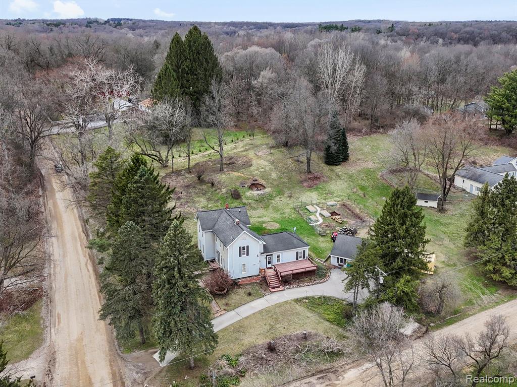 758 W Glass Road, Ortonville, MI 48462 — Photo 4