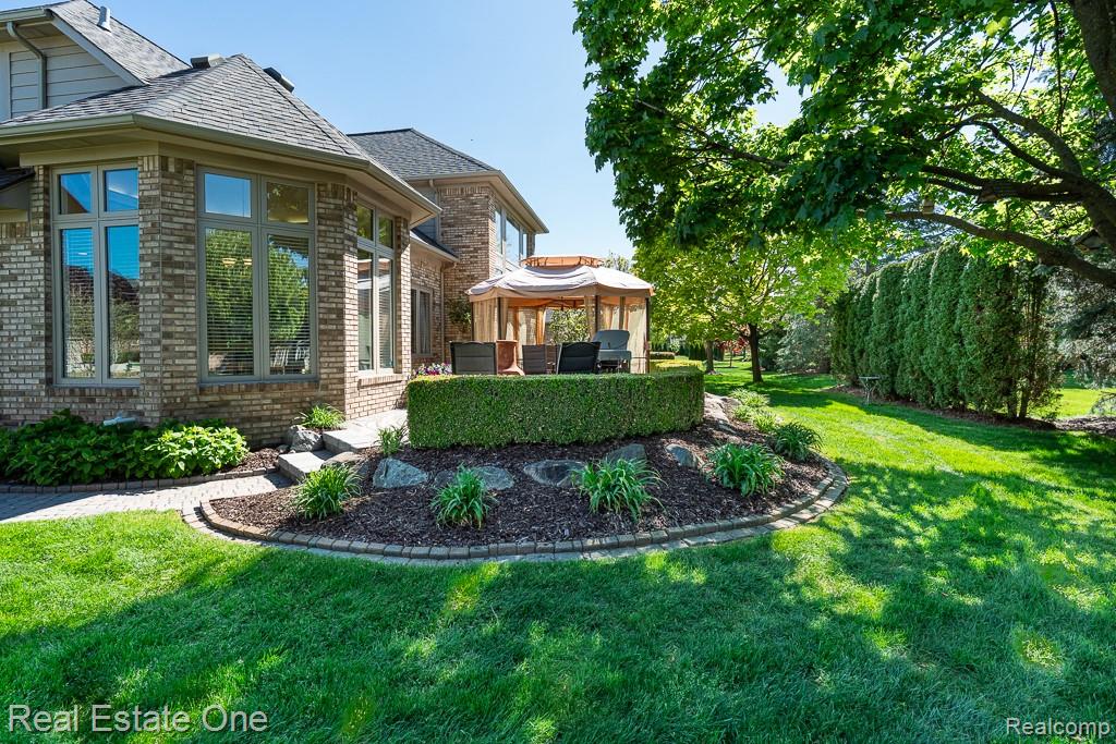 14278 Larkspur Drive, Shelby Twp, MI 48315 — Photo 31