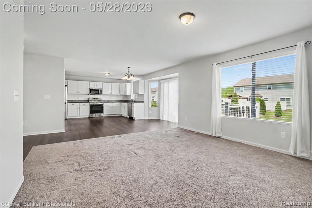 7255 Castell Boulevard, Van Buren, MI 48111 — Photo 9