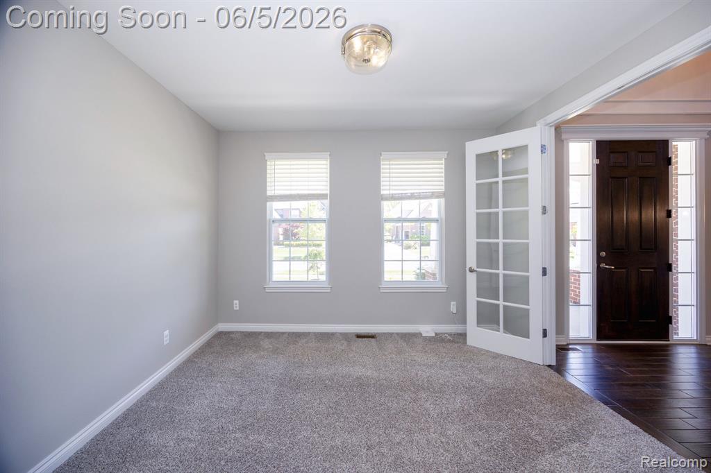 57558 Stoneleigh Drive, South Lyon, MI 48178 — Photo 17