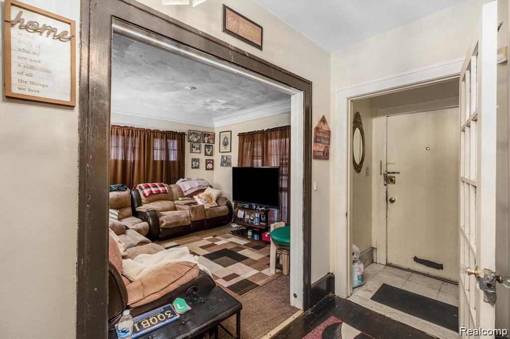 2532 LONGFELLOW Street, Detroit, MI 48206 — Photo 5