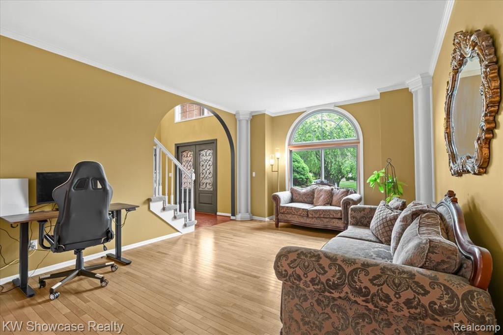 52890 Seven Oaks Drive, Shelby Twp, MI 48316 — Photo 9