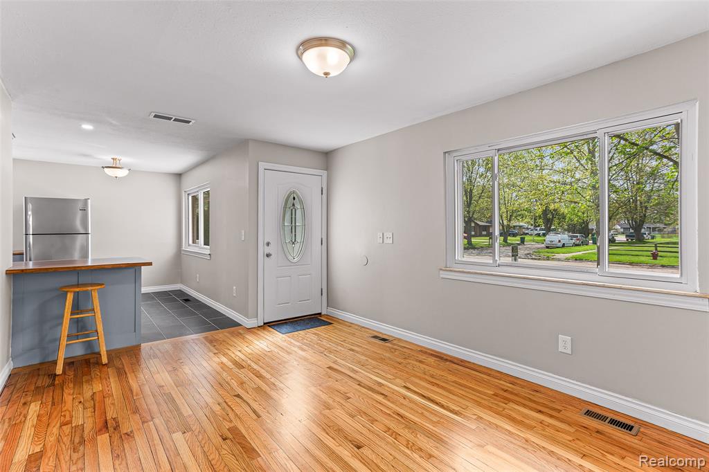 10753 Van Buren Street, Van Buren, MI 48111 — Photo 9