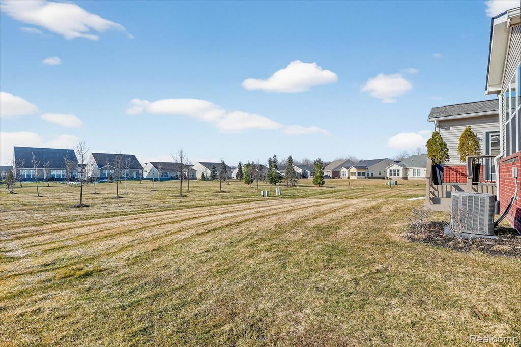 50195 Alden, Canton, MI 48188 — Photo 53