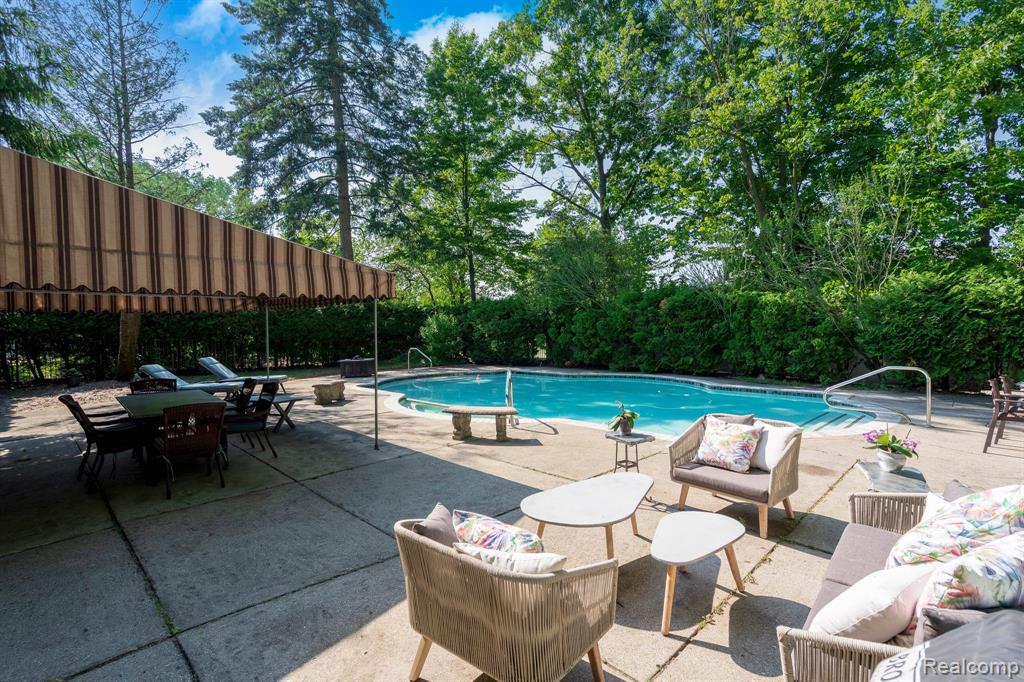 5156 Chestershire Court, West Bloomfield, MI — Photo 49