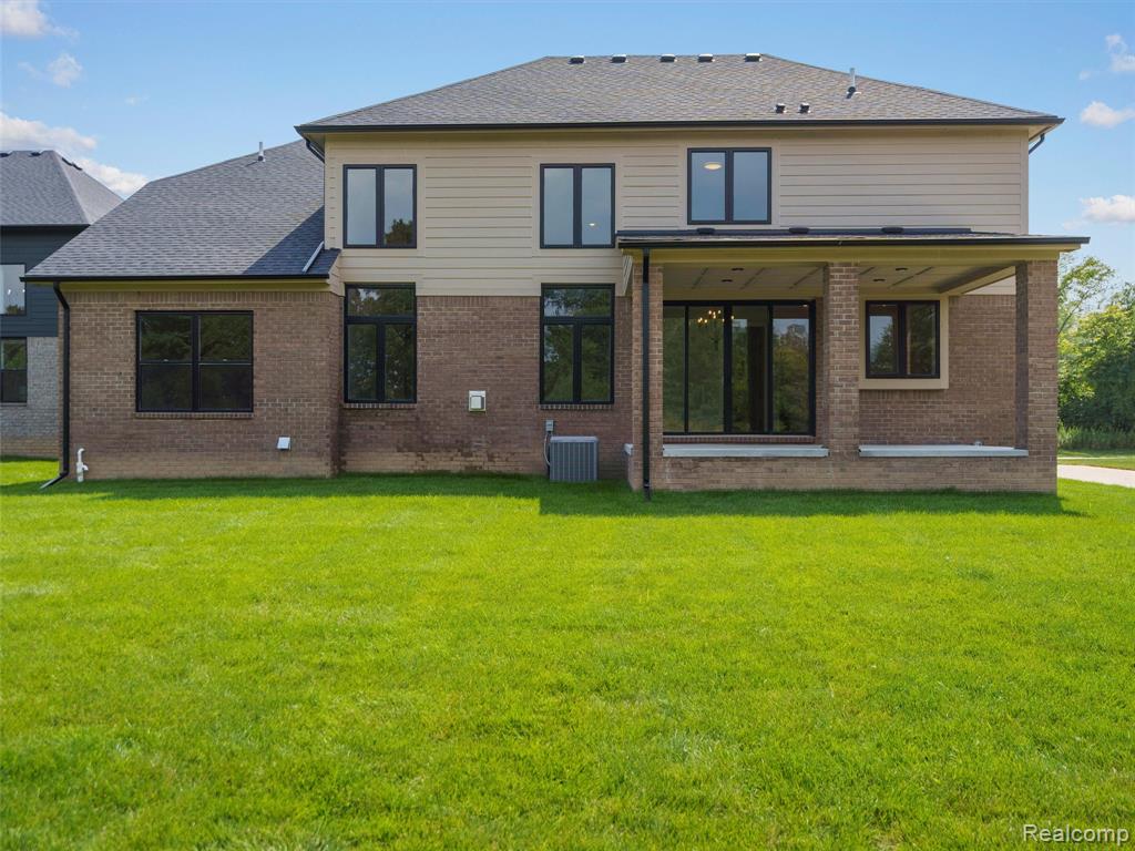 45070 TWIN RIVER Drive, Macomb, MI 48044 — Photo 4