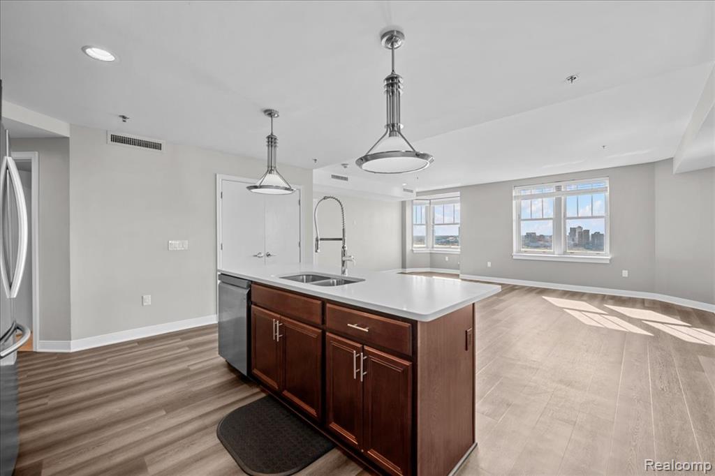 525 W Lafayette Boulevard, 16D, Detroit, MI 48226 — Photo 13