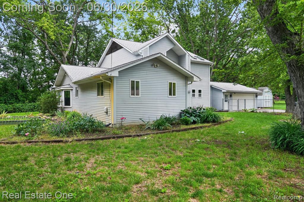 904 N Park Street, Highland, MI 48356 — Photo 2