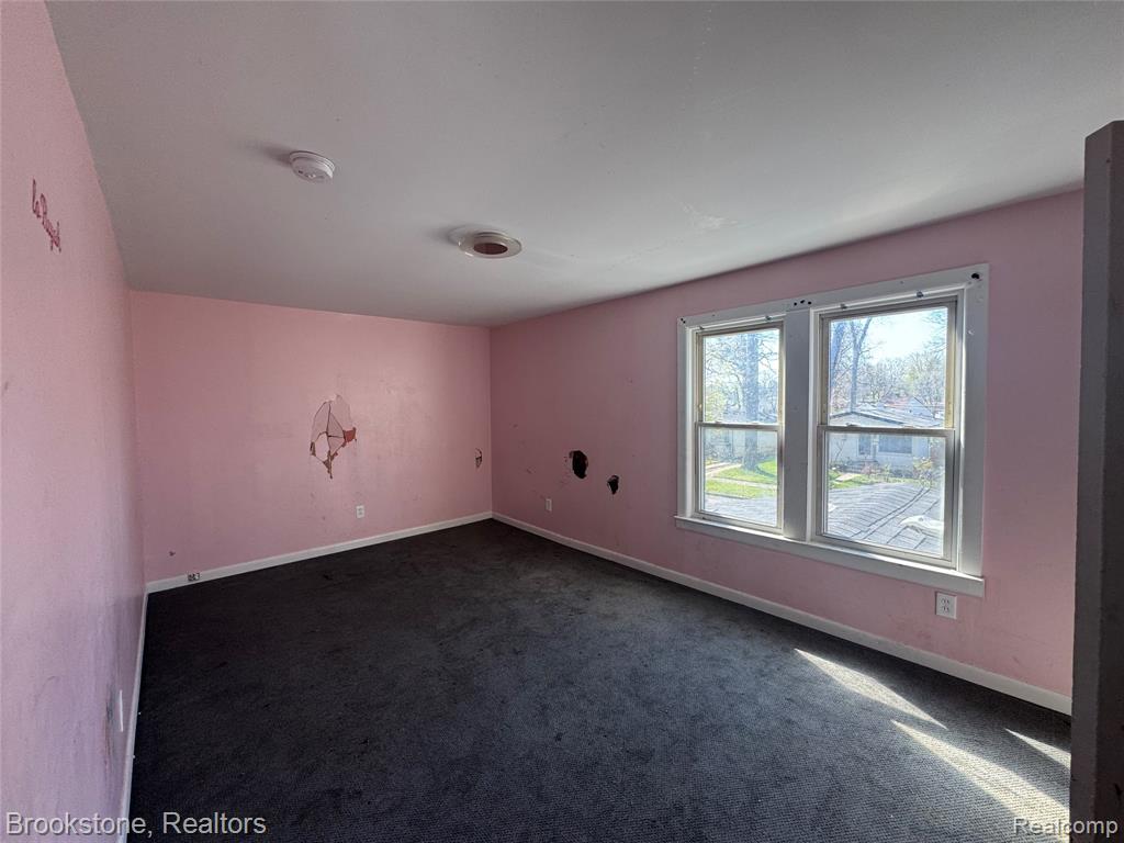 256 W Chicago Avenue, Pontiac, MI 48340 — Photo 4