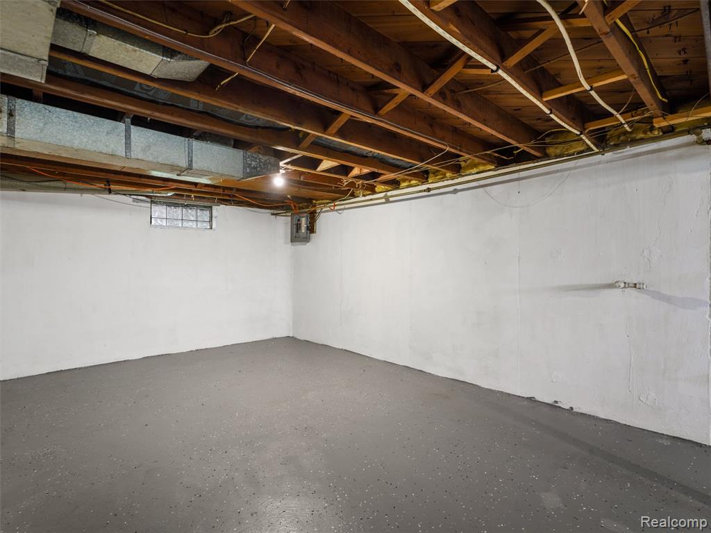 96 Oneida Street, Pontiac, MI 48341 — Photo 18