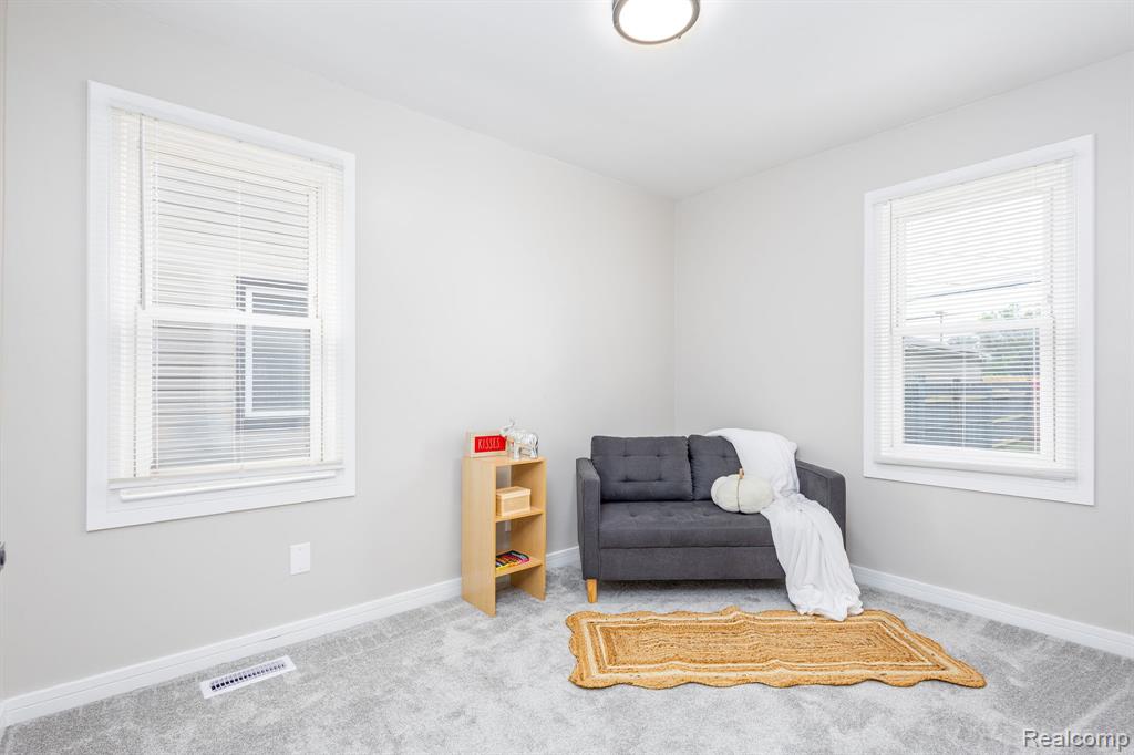 44 W Mahan Avenue, Hazel Park, MI 48030 — Photo 19