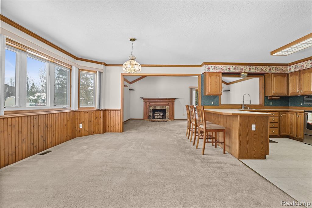 6083 Chatham Court, Grand Blanc, MI 48439 — Photo 7