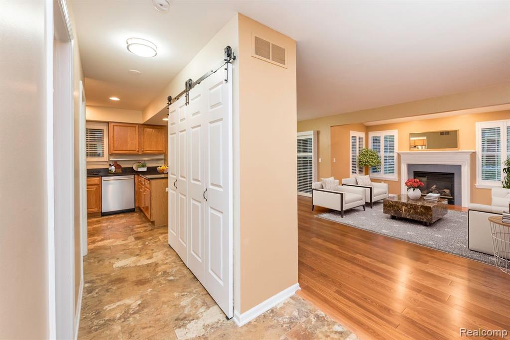 769 TAYLOR Street, Chelsea, MI 48118 — Photo 10