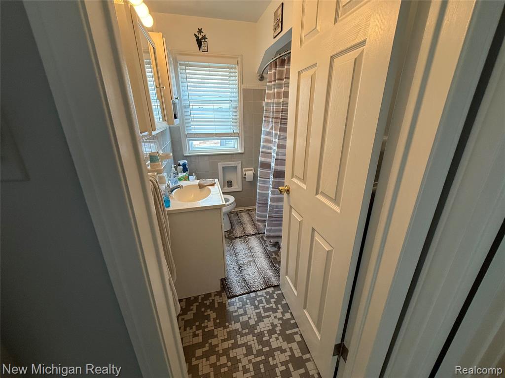 8983 Quandt Avenue, Allen Park, MI 48101 — Photo 23
